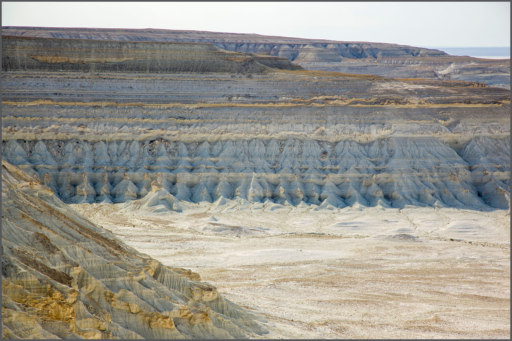 Ustyurt Plateau (Плато Устюрт)
